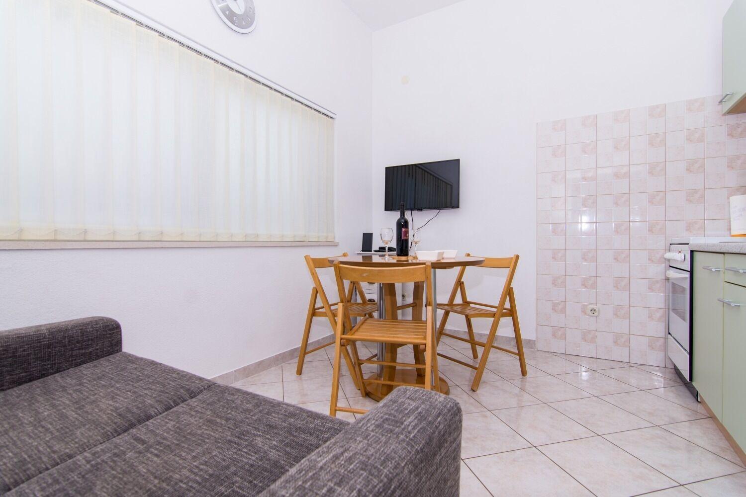 Apartments Ivica - Garden Terrace Slatine Exterior foto